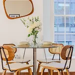 Holborn Modern Flat